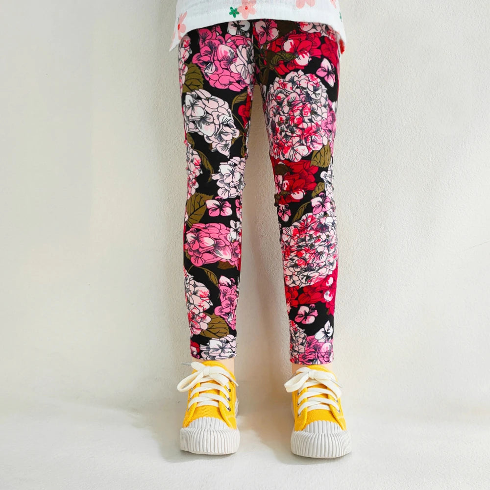 Adorable Little Girls Leggings Red Flowers