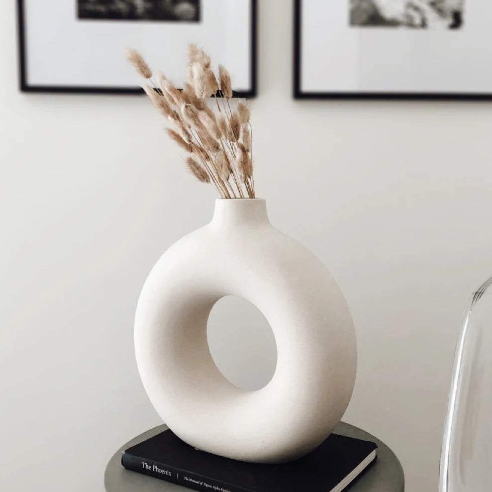 Scandinavian-Inspired Circular Vase - Beige 2